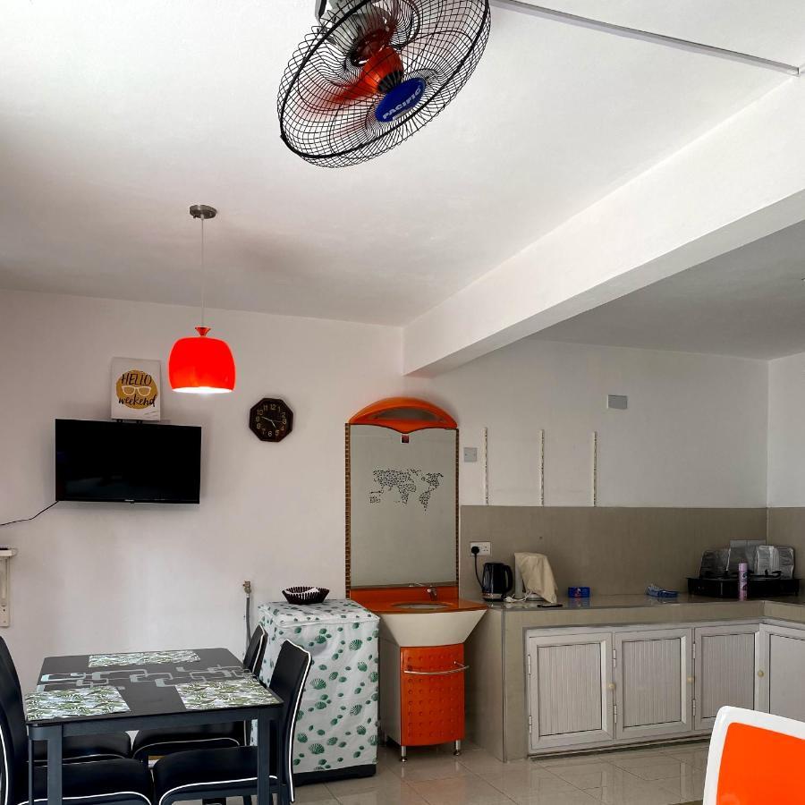 Sea Front 2 Bedrooms Apartment Flic-en-Flacq Exterior foto
